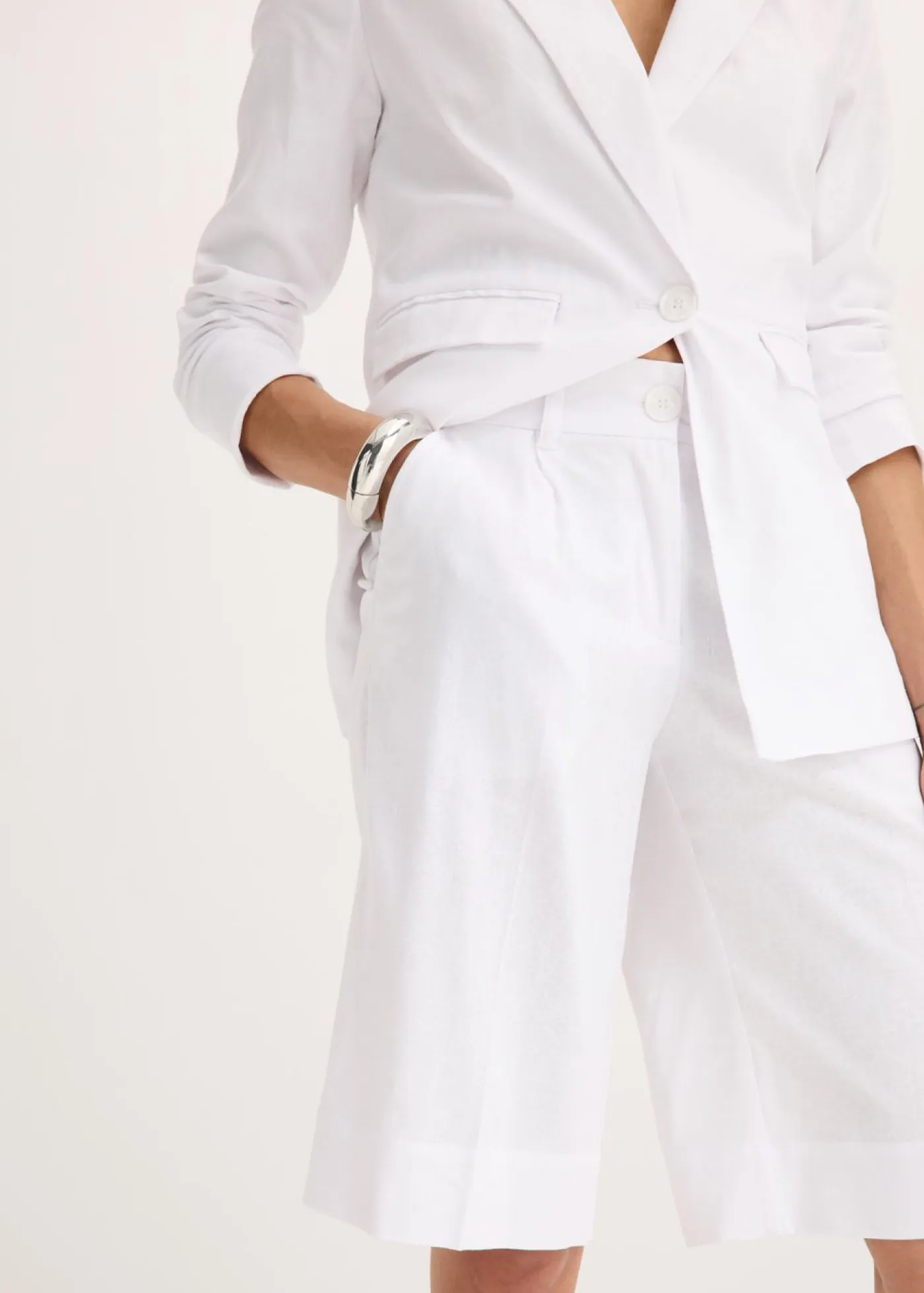 New Bermudas anchas de mezcla de lino vaporoso Mujer Shorts|Pantalones