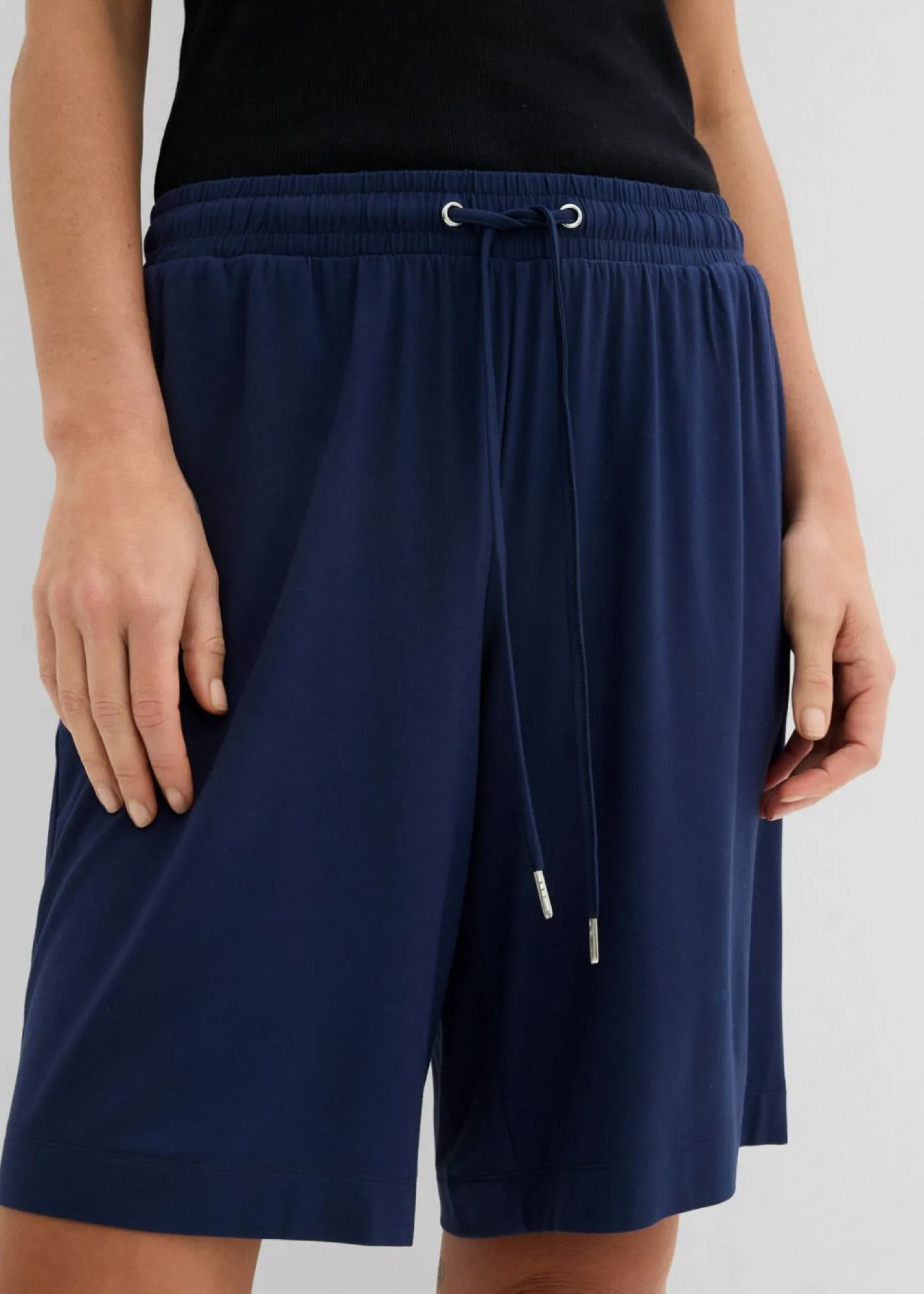 New Bermudas de punto de viscosa fluida Mujer Shorts|Básicos