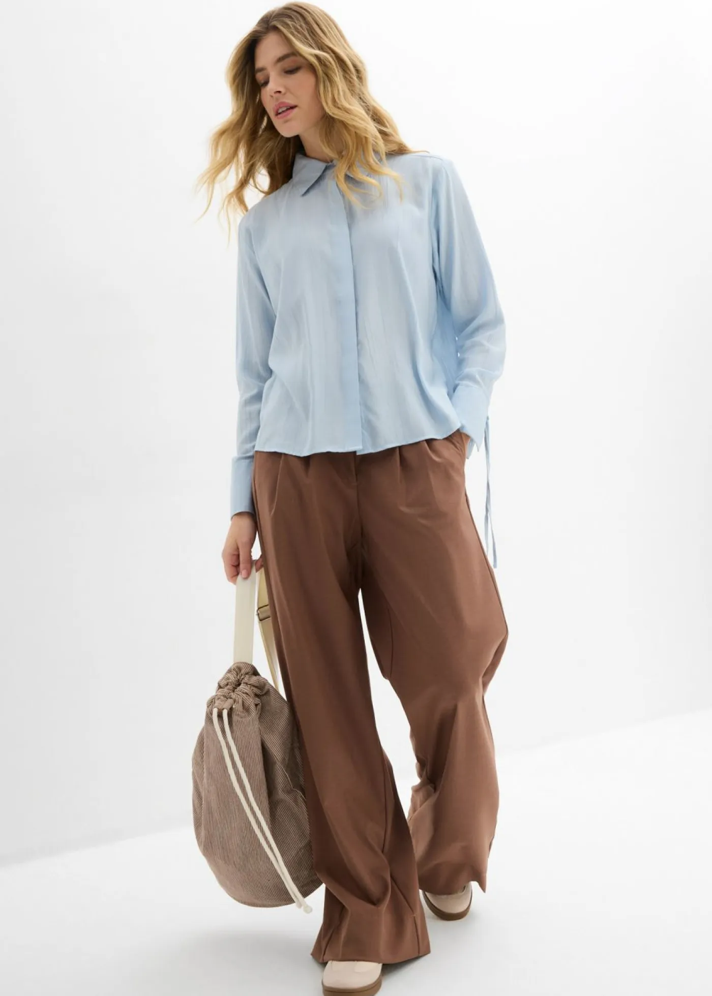 Online Blusa camisera de mezcla de viscosa fluida Mujer Camisas Y Blusas