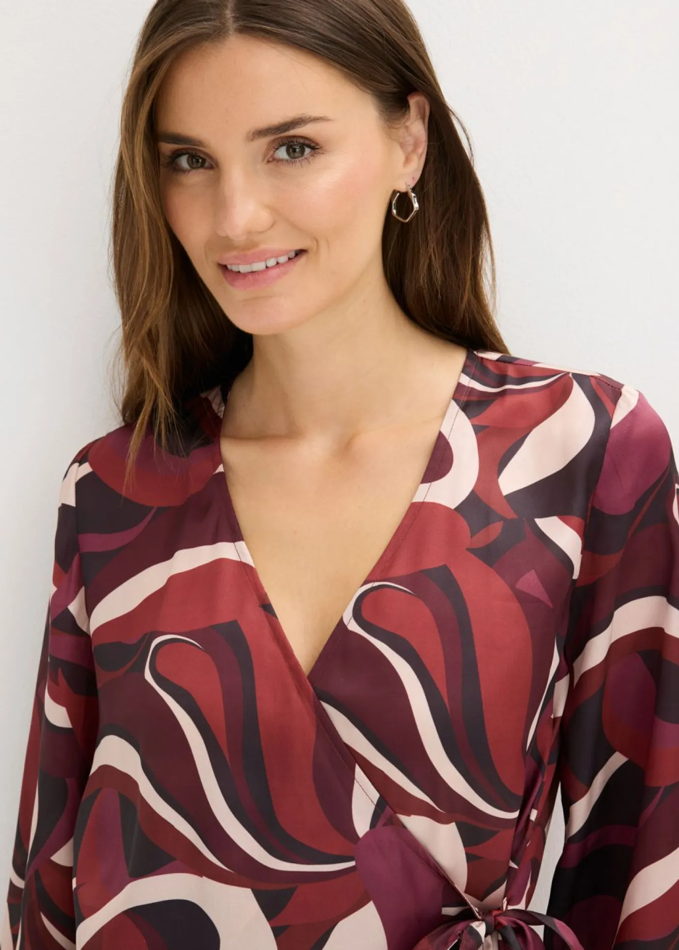 New Blusa cruzada de satén fluido Mujer Camisas Y Blusas