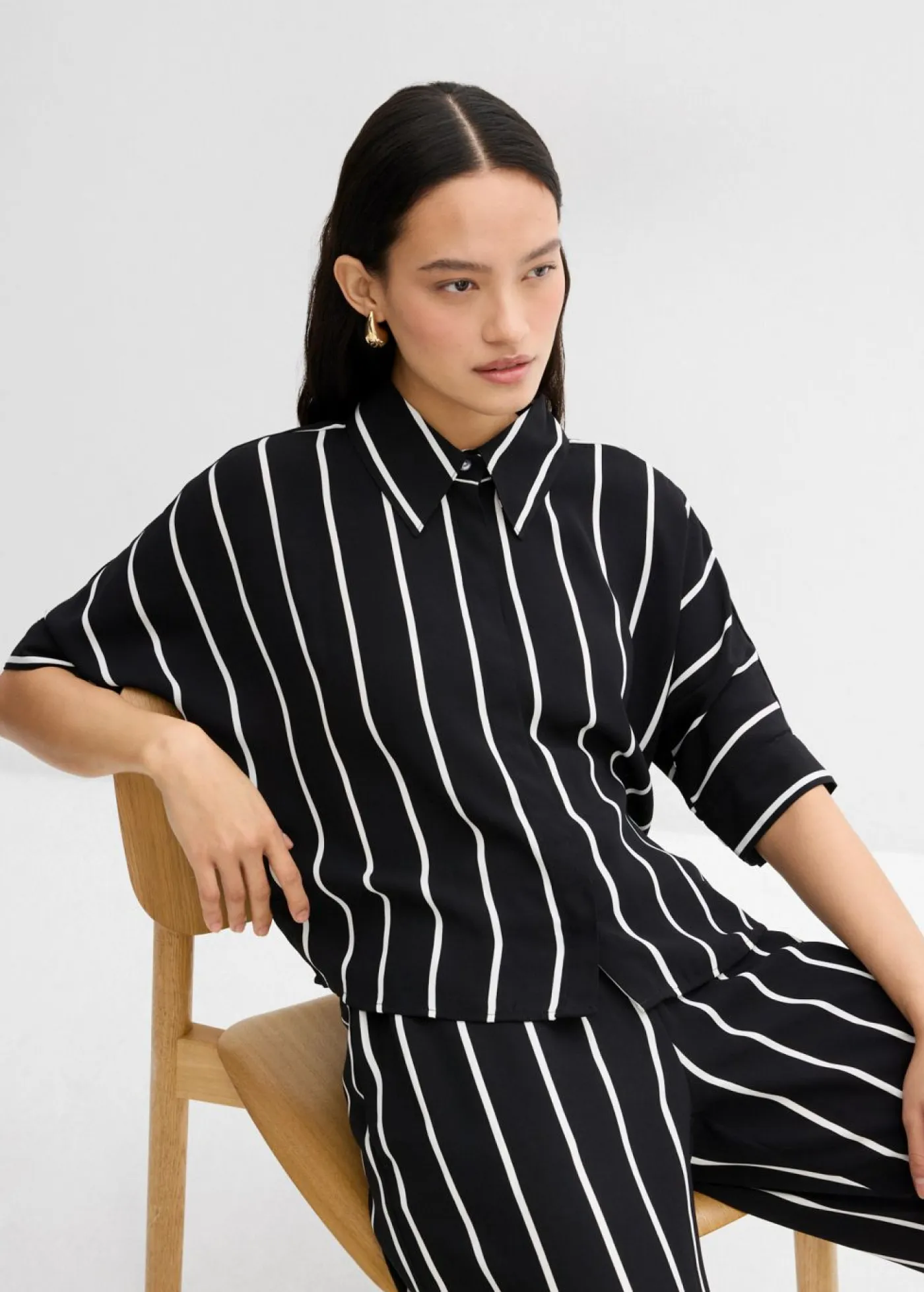 Discount Blusa de manga corta con crepé estructurado Mujer Esenciales|Camisas Y Blusas