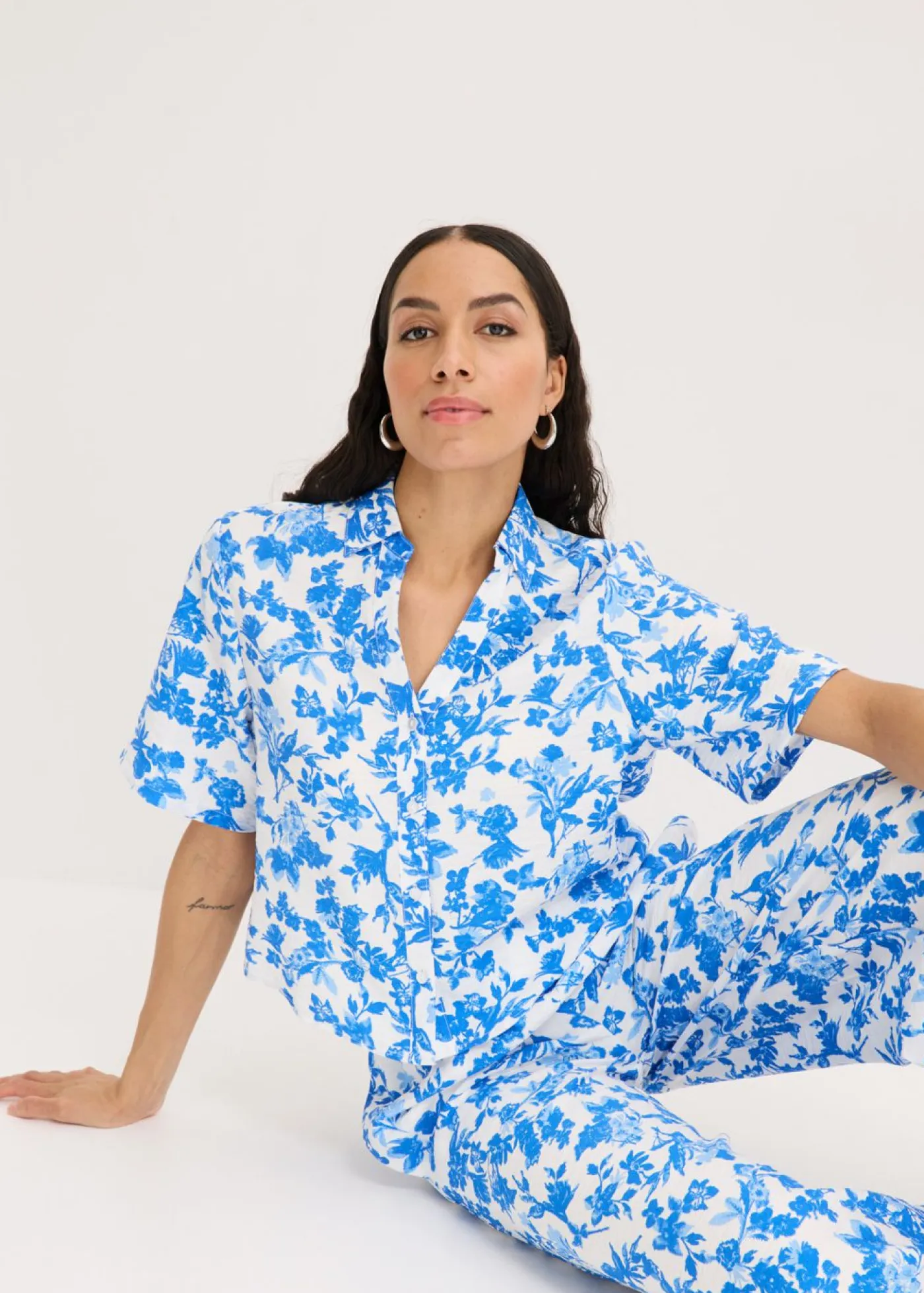 Outlet Blusa de manga corta de suave mezcla de viscosa Mujer Camisas Y Blusas
