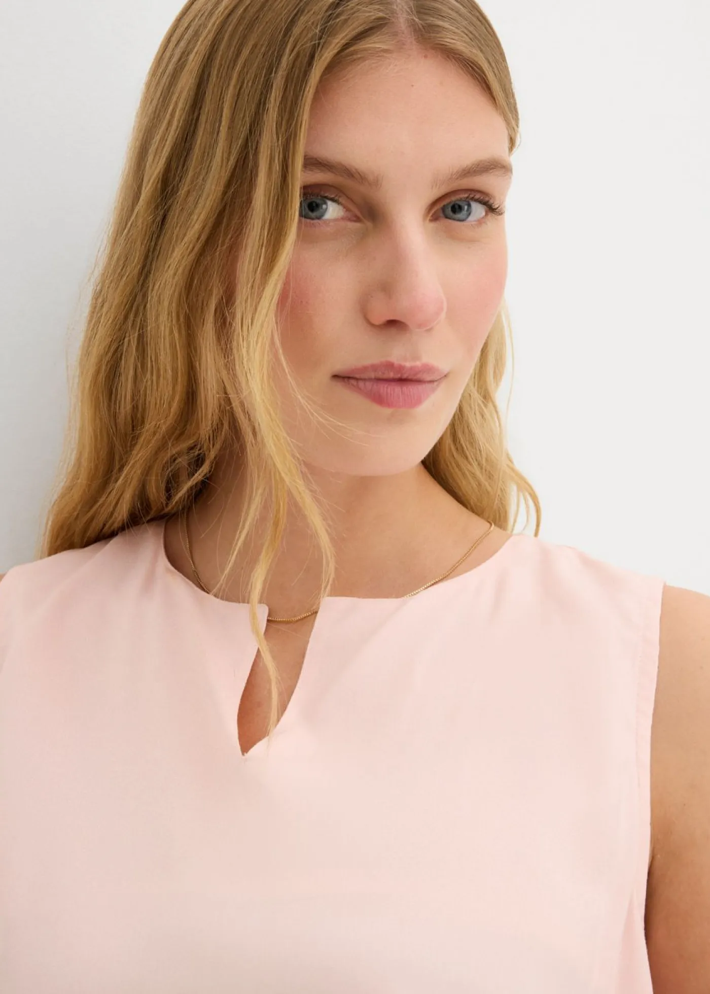 Outlet Blusa sin mangas de viscosa suave Mujer Camisas Y Blusas|Camisetas