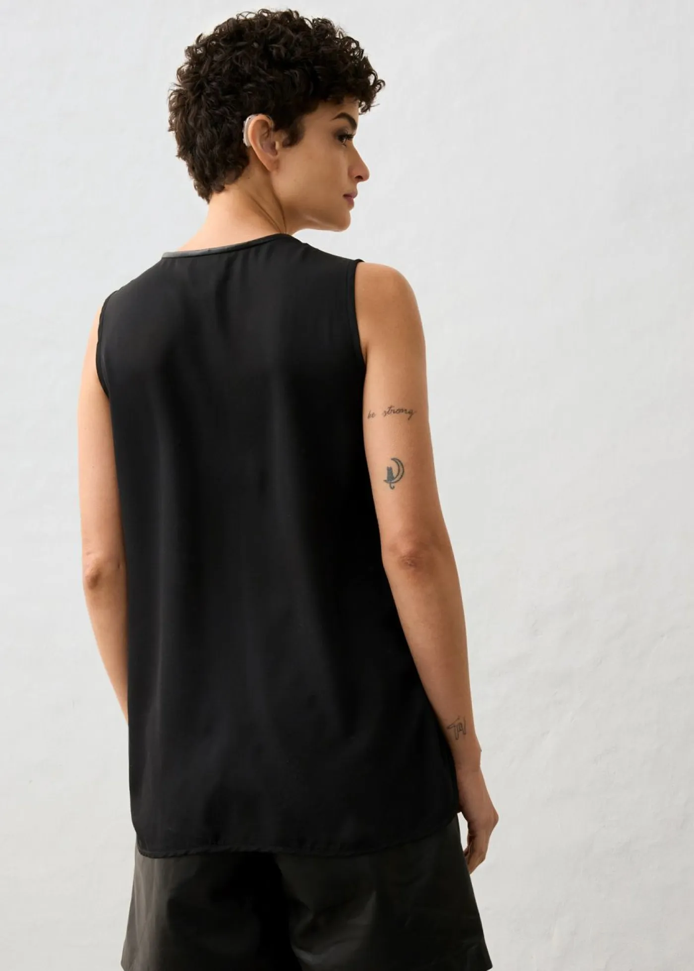 Camiseta de tirantes con parte delantera de napa de cordero Mujer Premium|Camisetas