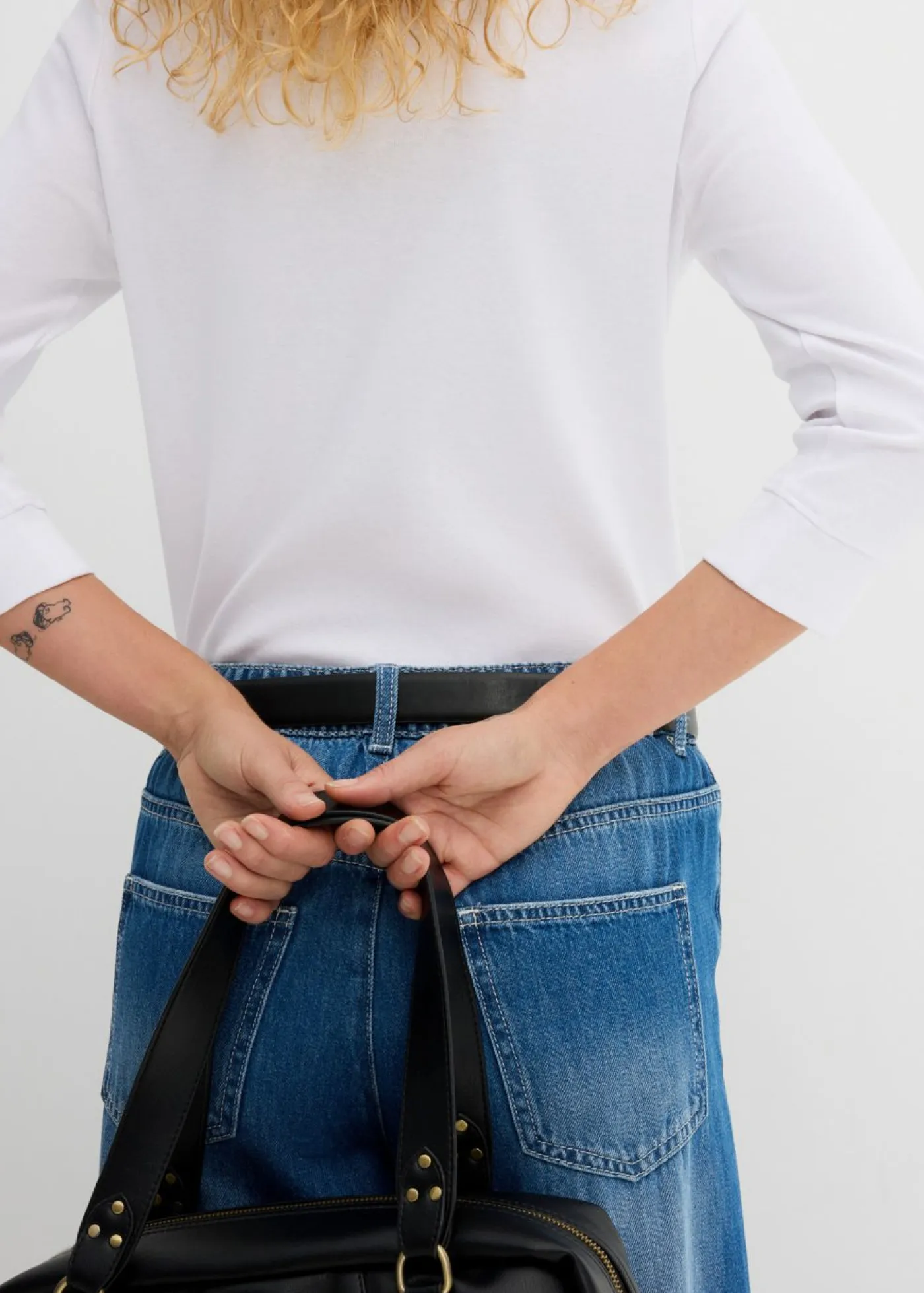Outlet Camiseta elástica con escote en forma de U Mujer Básicos|Camisetas