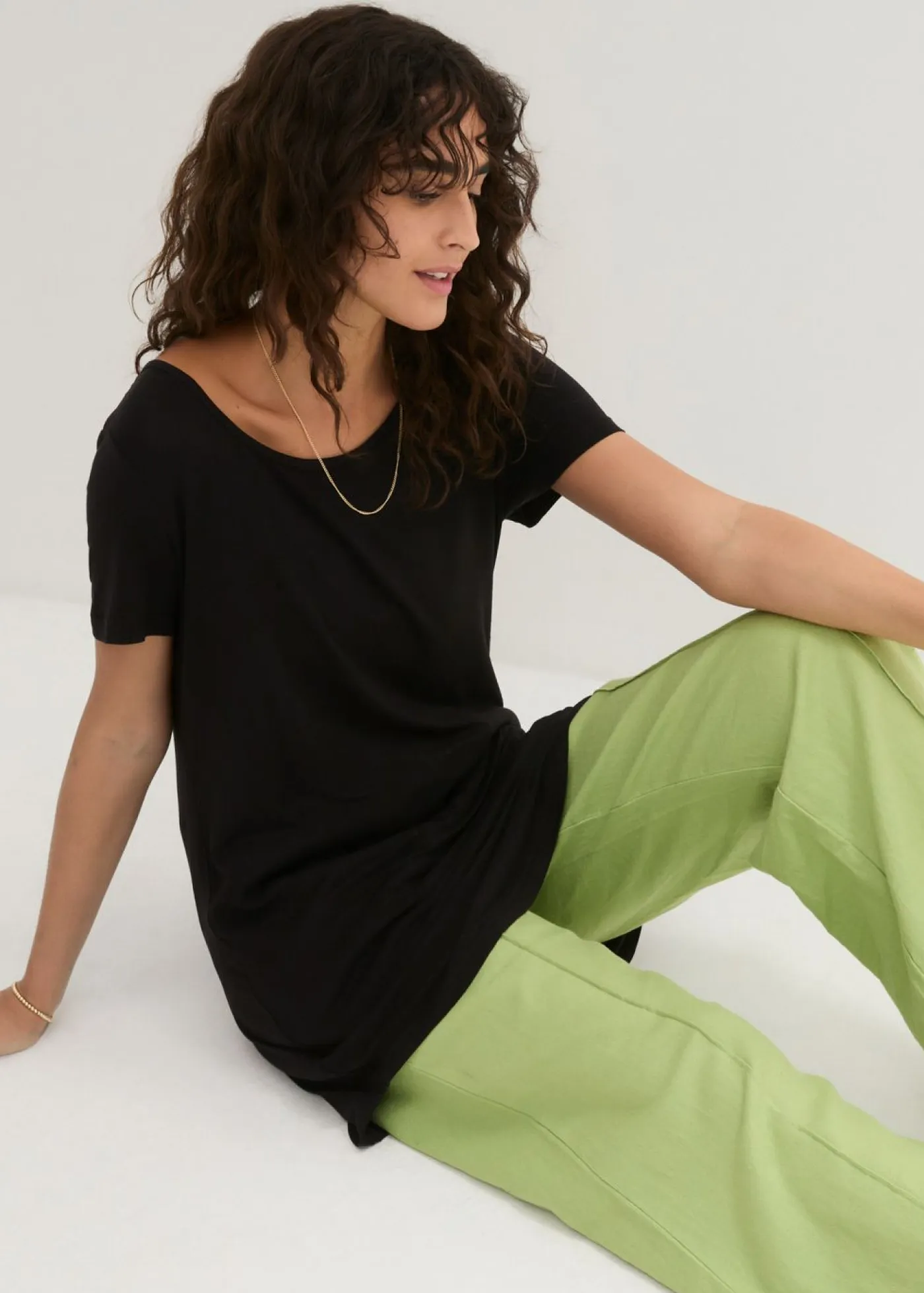 Camiseta larga de viscosa suave Mujer Básicos|Camisetas