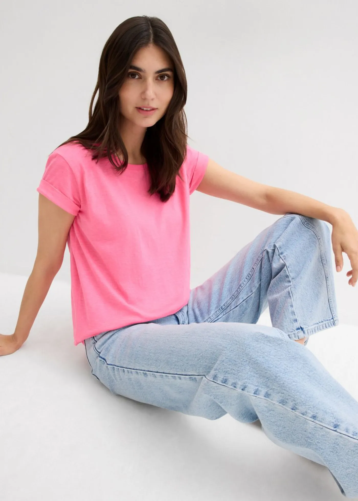 Camiseta tipo boxy Mujer Básicos|Camisetas