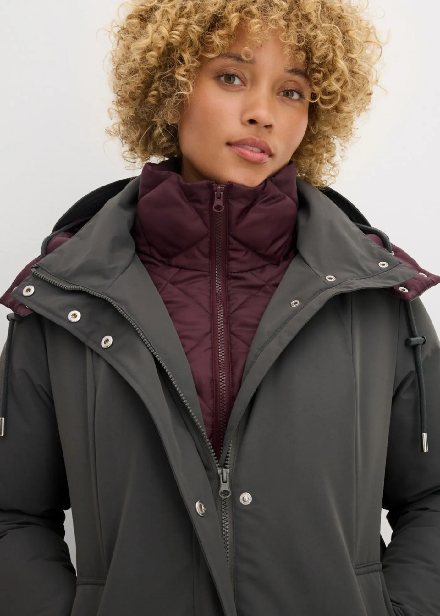 Online Chaqueta repelente al agua para exteriores con aspecto 2 en 1 Mujer Chaquetas Y Abrigos