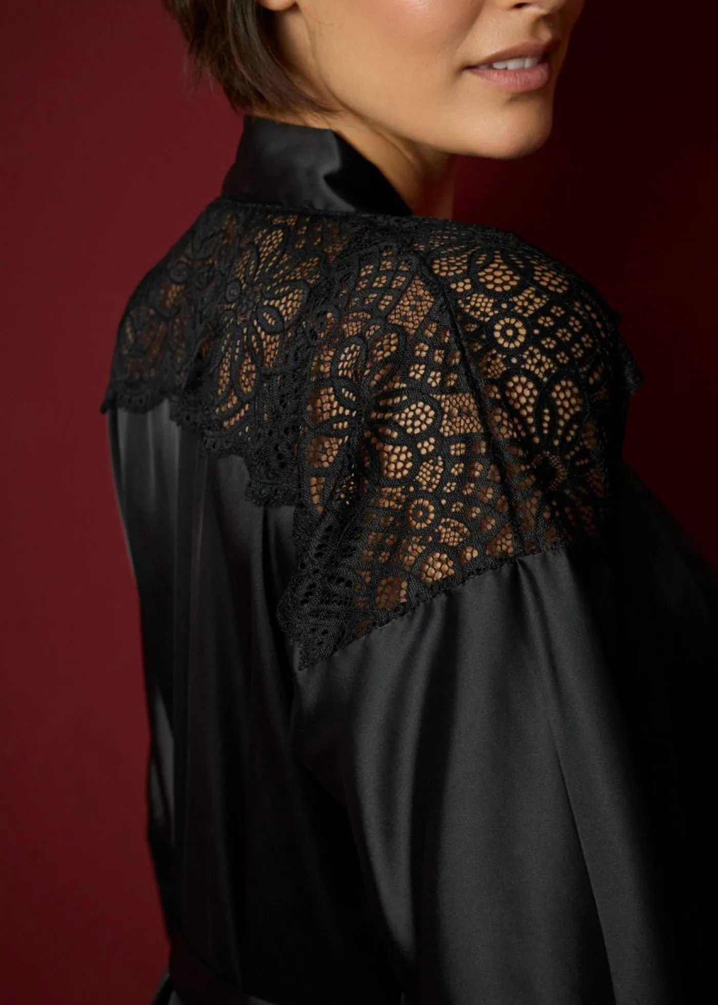 Outlet Kimono de satén con efecto brillante Mujer Albornoces Y Batas|Lencería