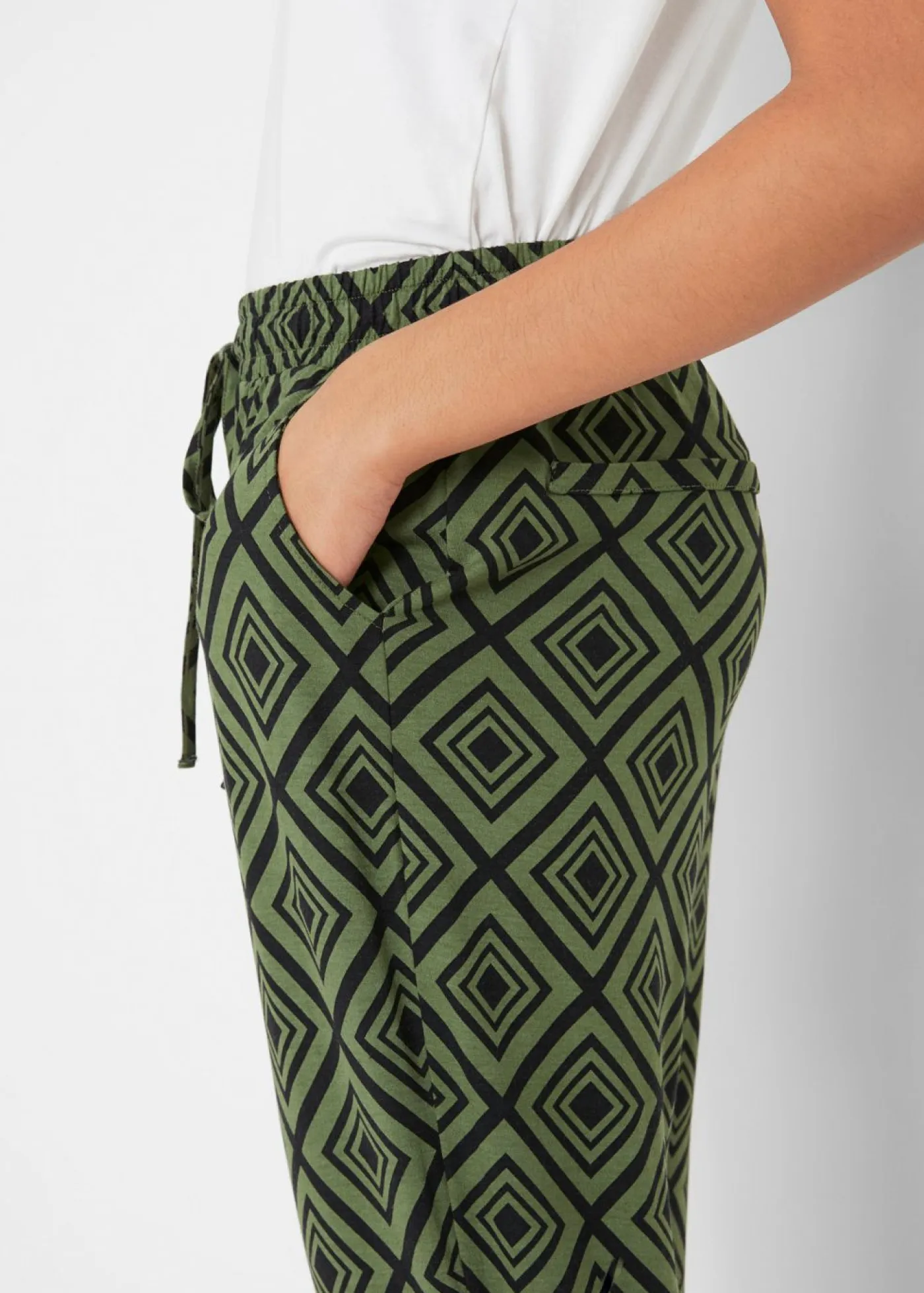 Sale Pantalón 3/4 estampado Mujer Pantalones