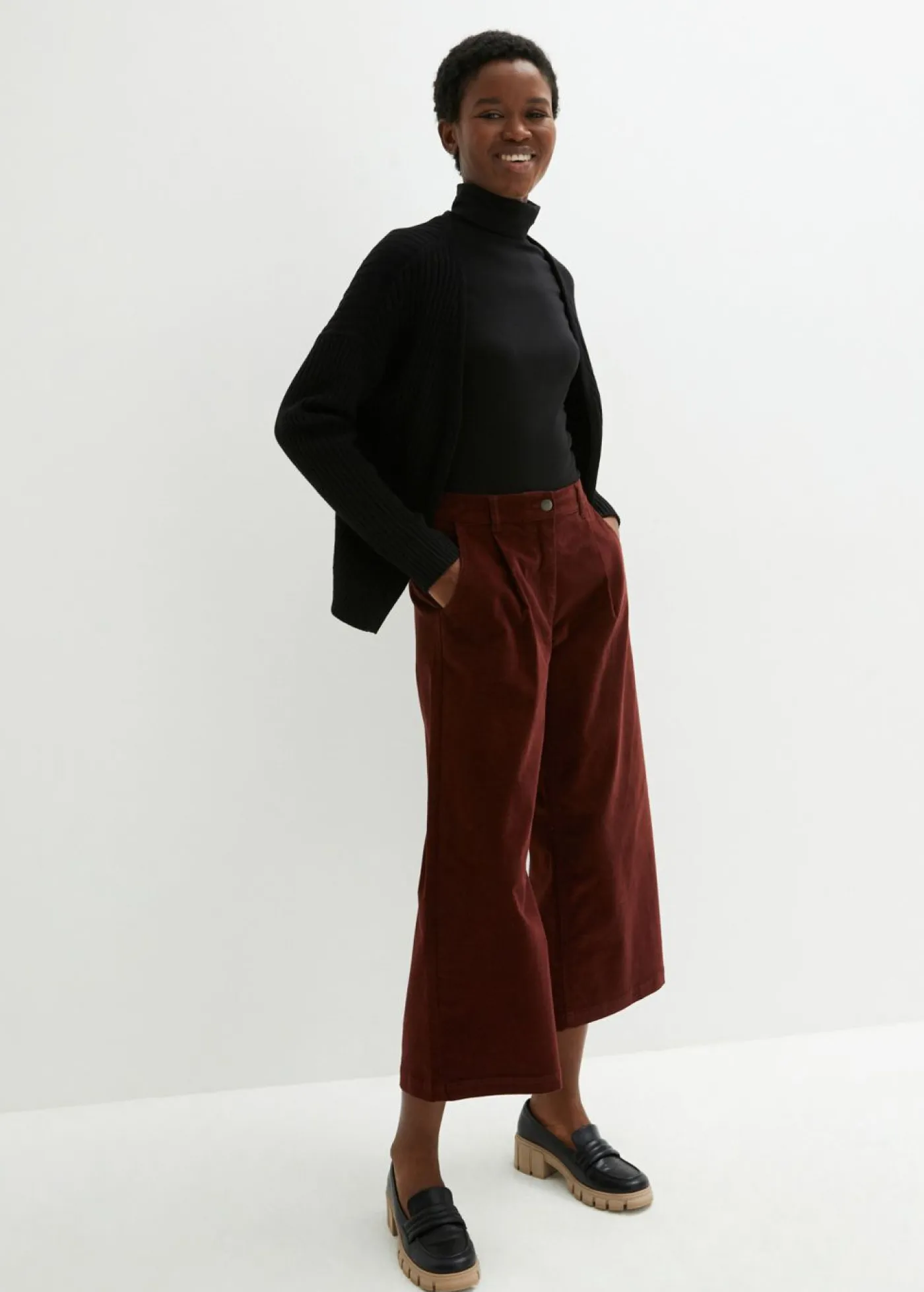 Best Pantalón ancho de pana elástica con cintura cómoda high waist, largo 7/8 Mujer Pantalones