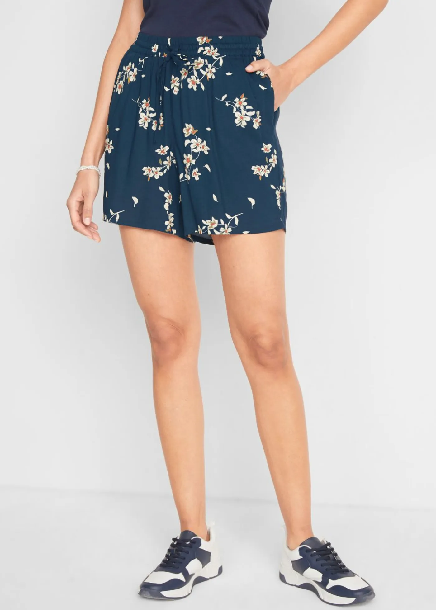 New Pantalón corto Mujer Shorts|Pantalones