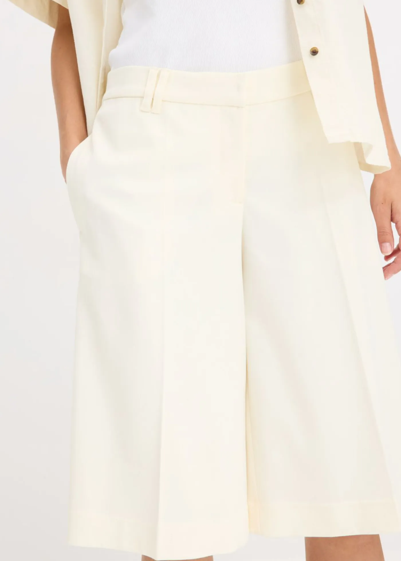 Hot Pantalón corto ajustado Mujer Shorts|Pantalones