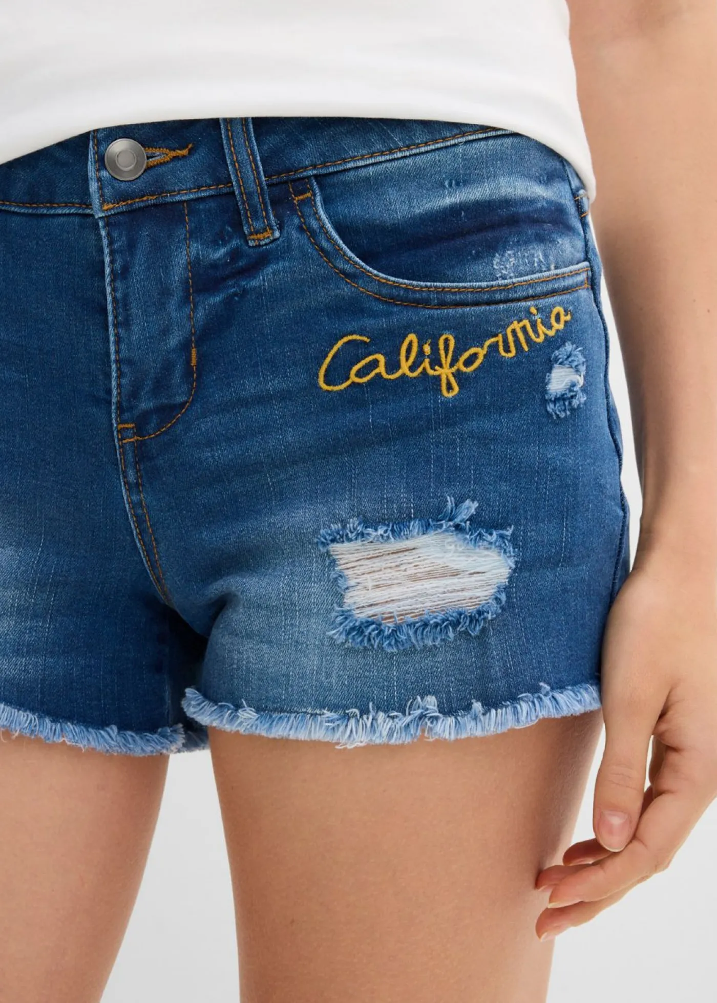 Outlet Pantalón corto vaquero con bordado Mujer Shorts|Vaqueros