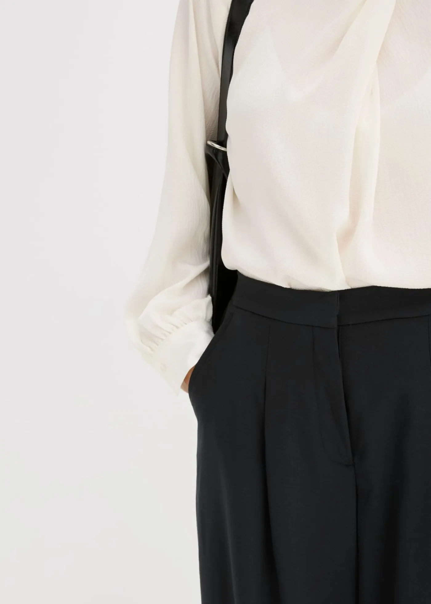 Hot Pantalón de mezcla de viscosa con diseño barrel Mujer Esenciales|Pantalones
