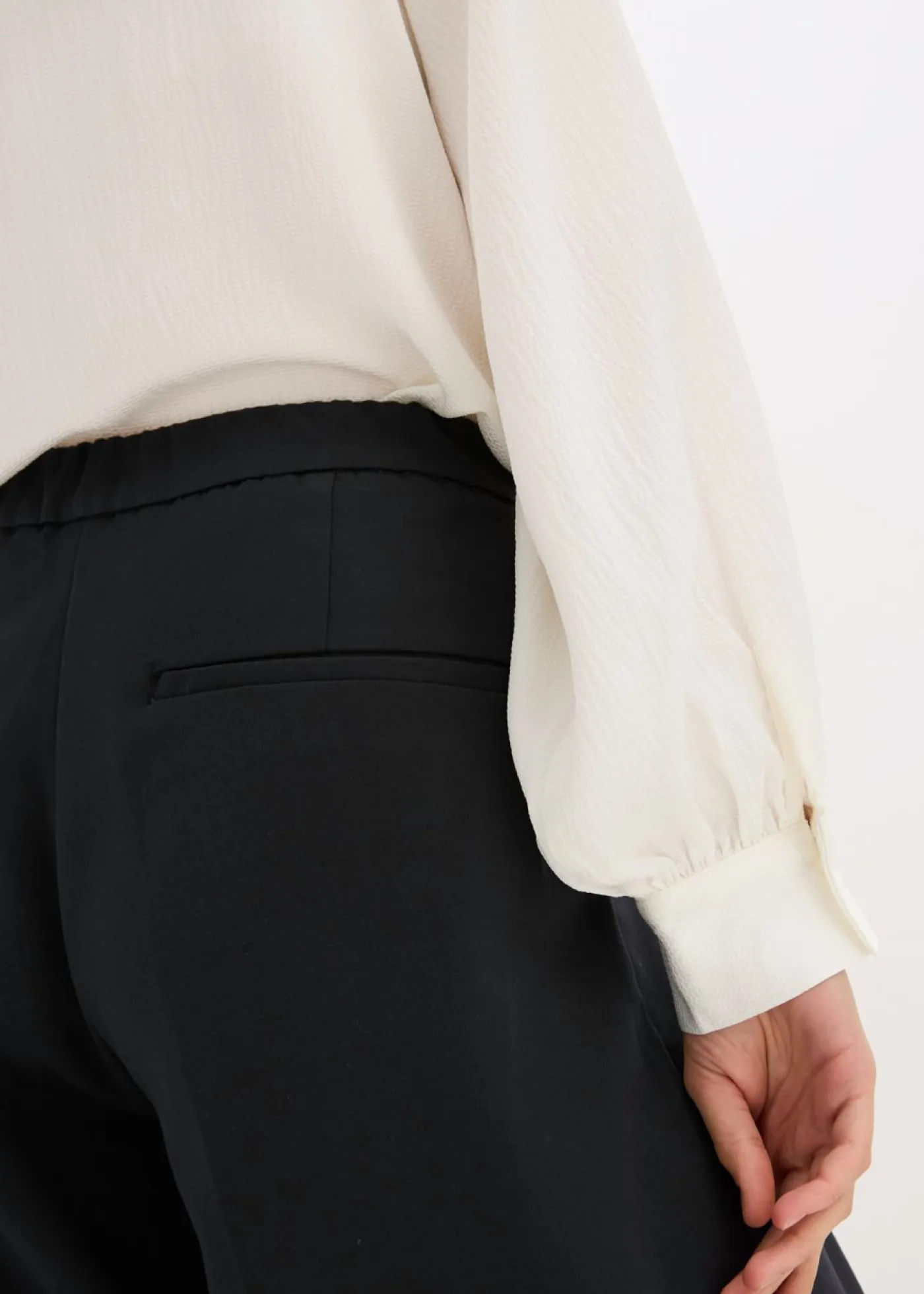 Hot Pantalón de mezcla de viscosa con diseño barrel Mujer Esenciales|Pantalones