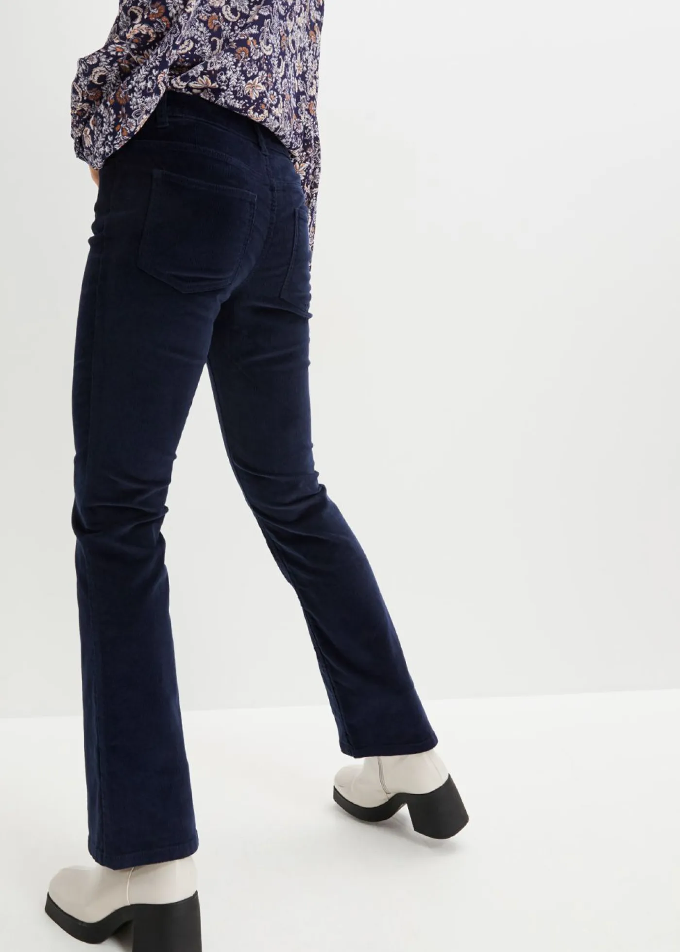 Sale Pantalón de pana elástico de corte recto Mujer Pantalones