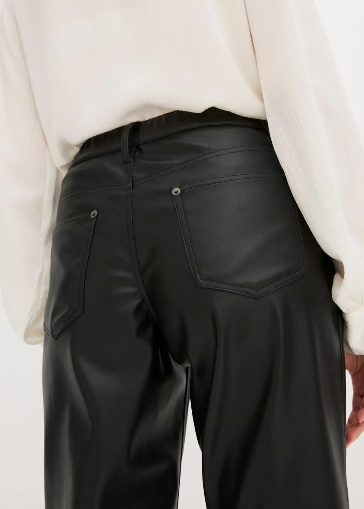 Pantalón de piel sintética con cintura cómoda Mujer Pantalones