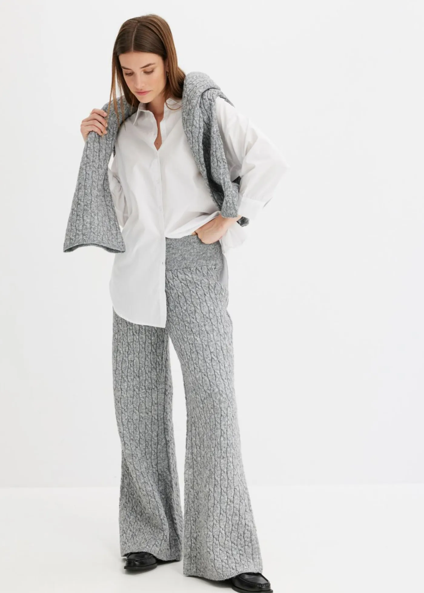 Sale Pantalón de punto con patrón trenzado Mujer Pantalones