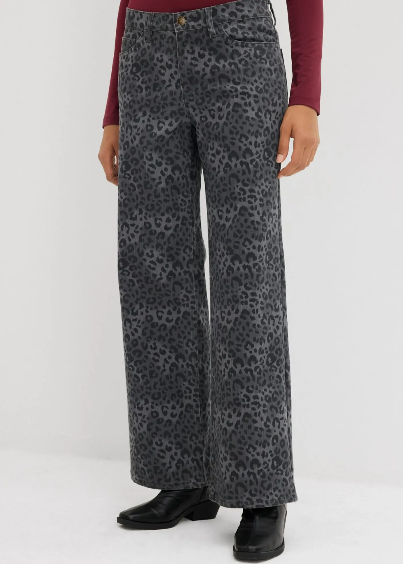 Best Pantalón de sarga con perneras anchas y estampado de leopardo Mujer Pantalones