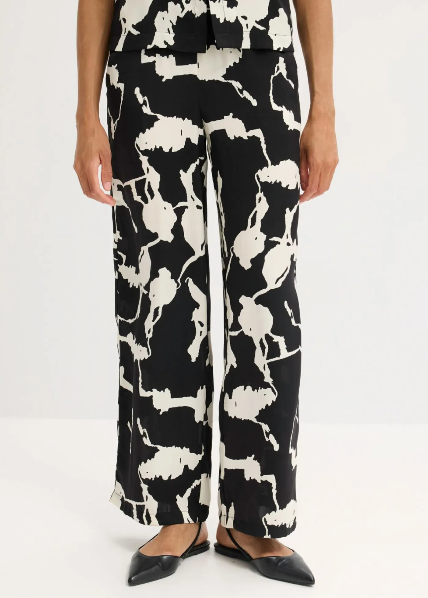 Pantalón palazzo de satén fluido Mujer Pantalones