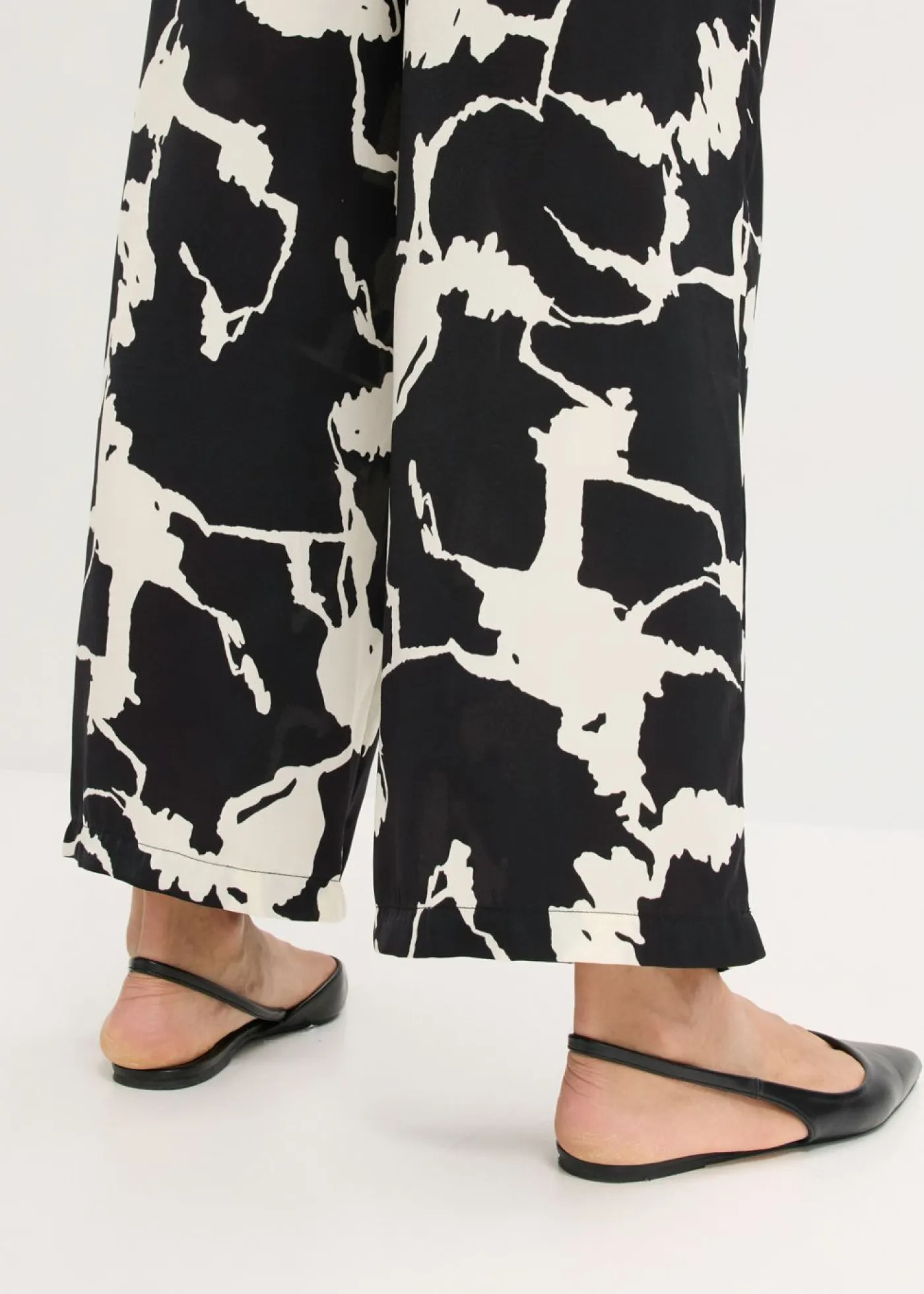 Pantalón palazzo de satén fluido Mujer Pantalones