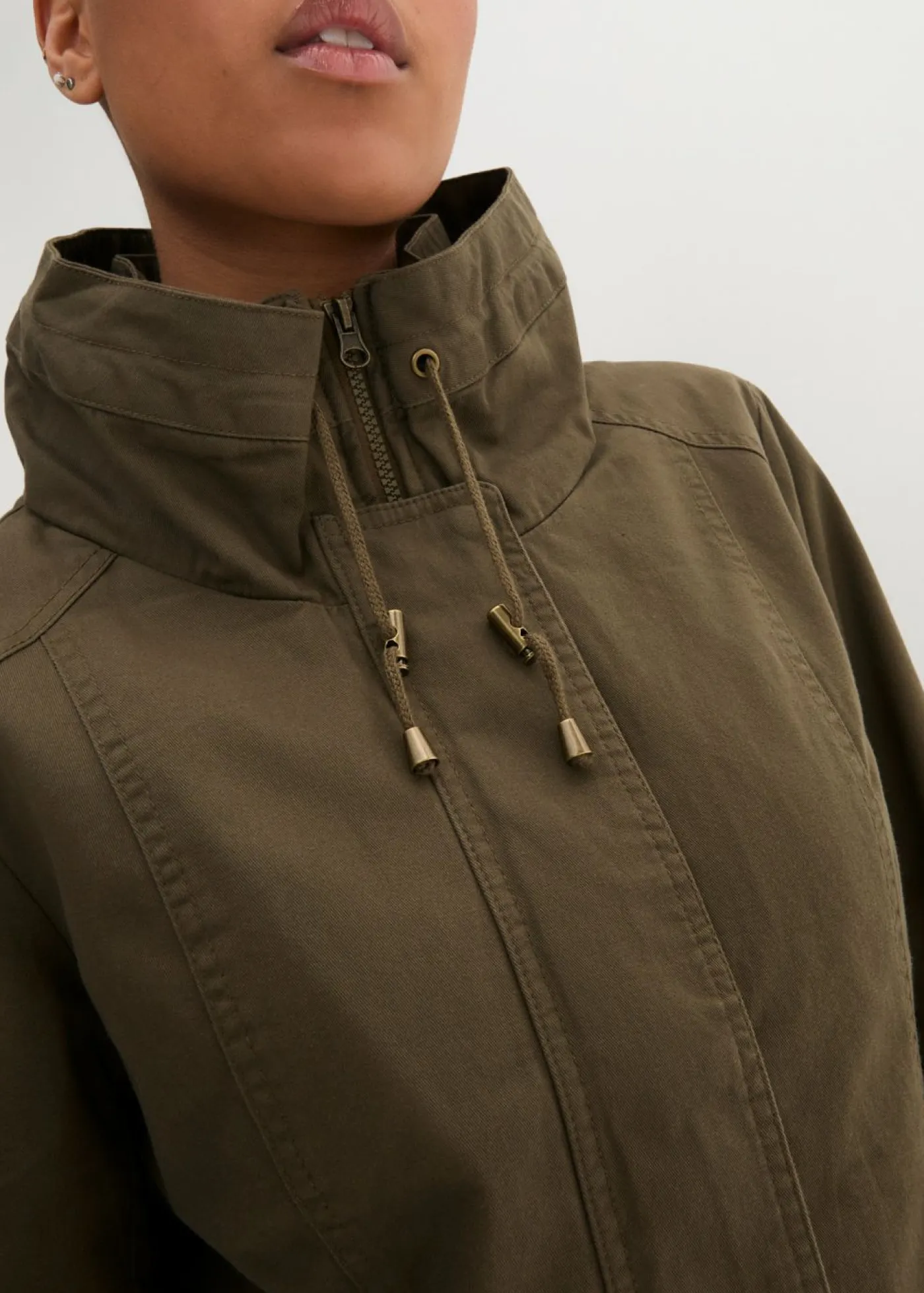 Parka corta de algodón con cuello alto, entallada Mujer Chaquetas Y Abrigos