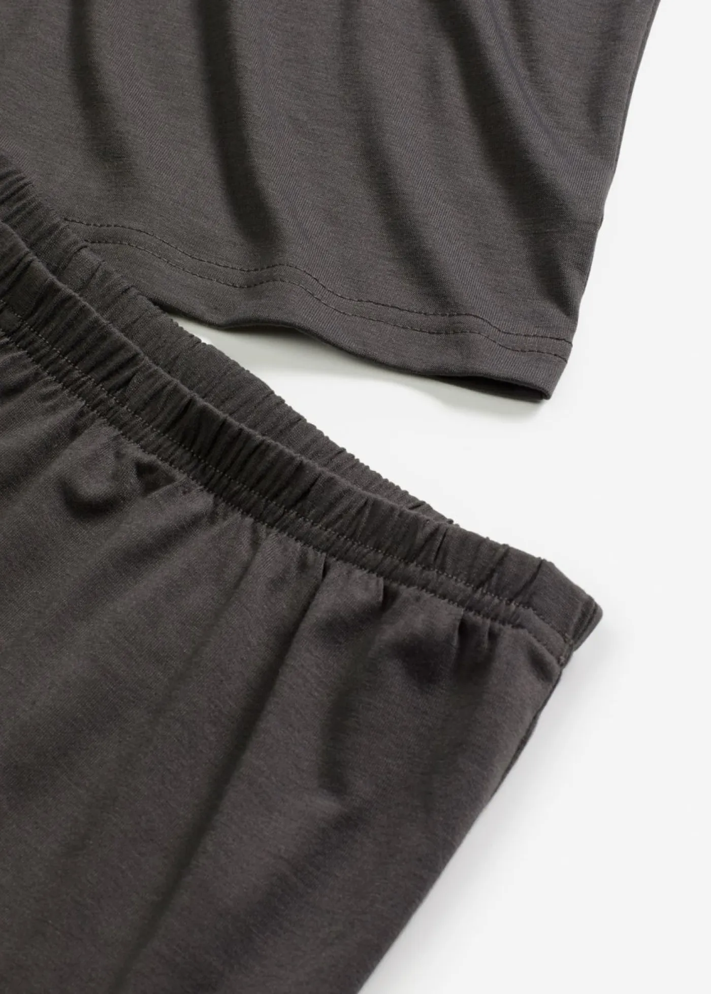 Discount Pijama corto de material ligero y suave Mujer Ropa Para Dormir