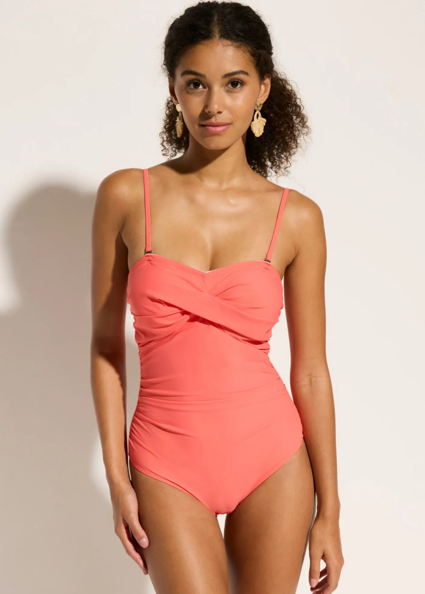 Hot Traje de baño con efecto moldeador medio y aspecto cruzado Mujer Vestidos Moldeadores|Bañadores