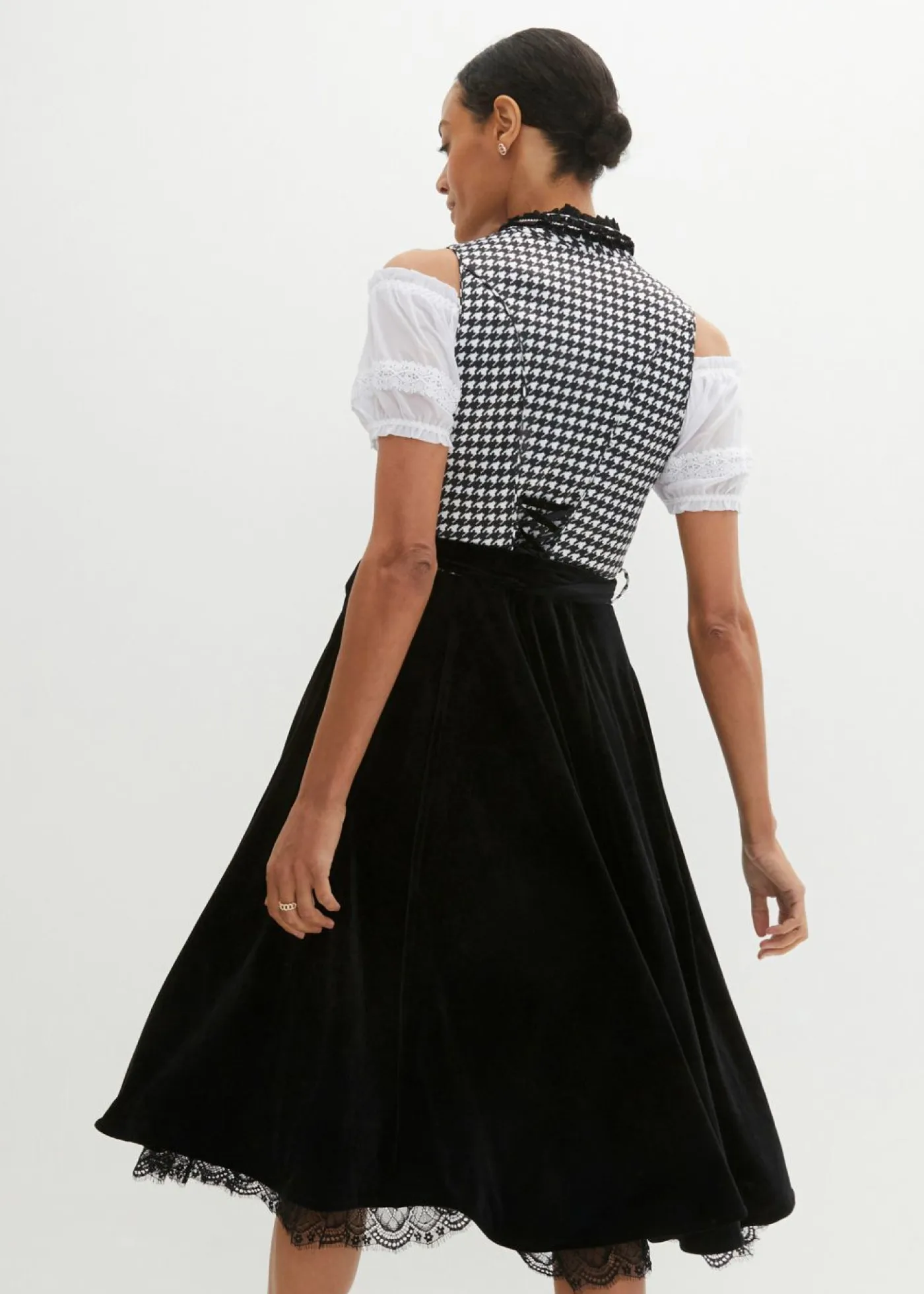 Traje tirolés y delantal (2 piezas) Mujer Vestidos