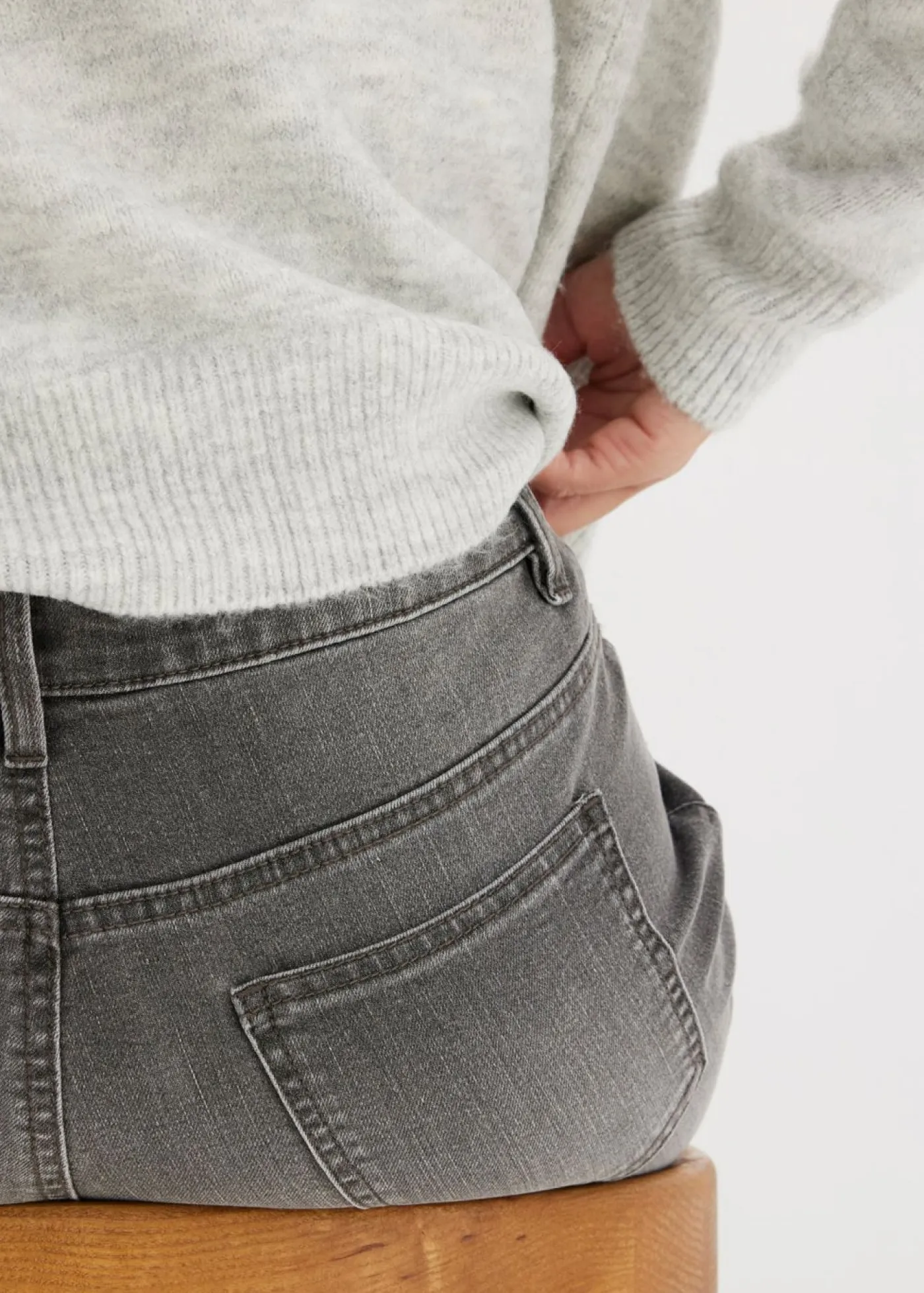 Vaqueros de pernera ancha, mid waist, elástico Mujer Vaqueros