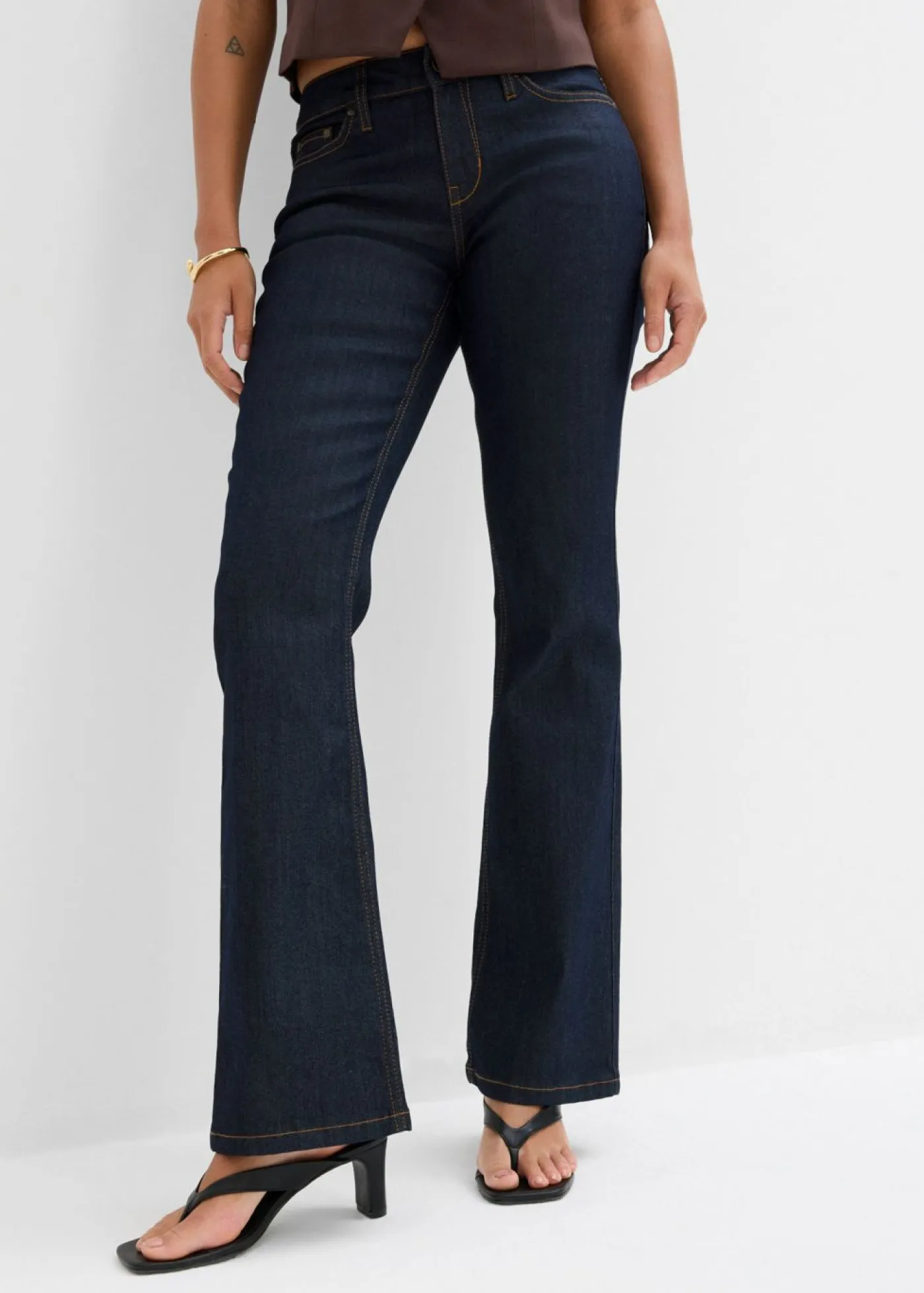Online Vaqueros elásticos con corte bootcut y talle medio Mujer Vaqueros|Tallas Pequeñas
