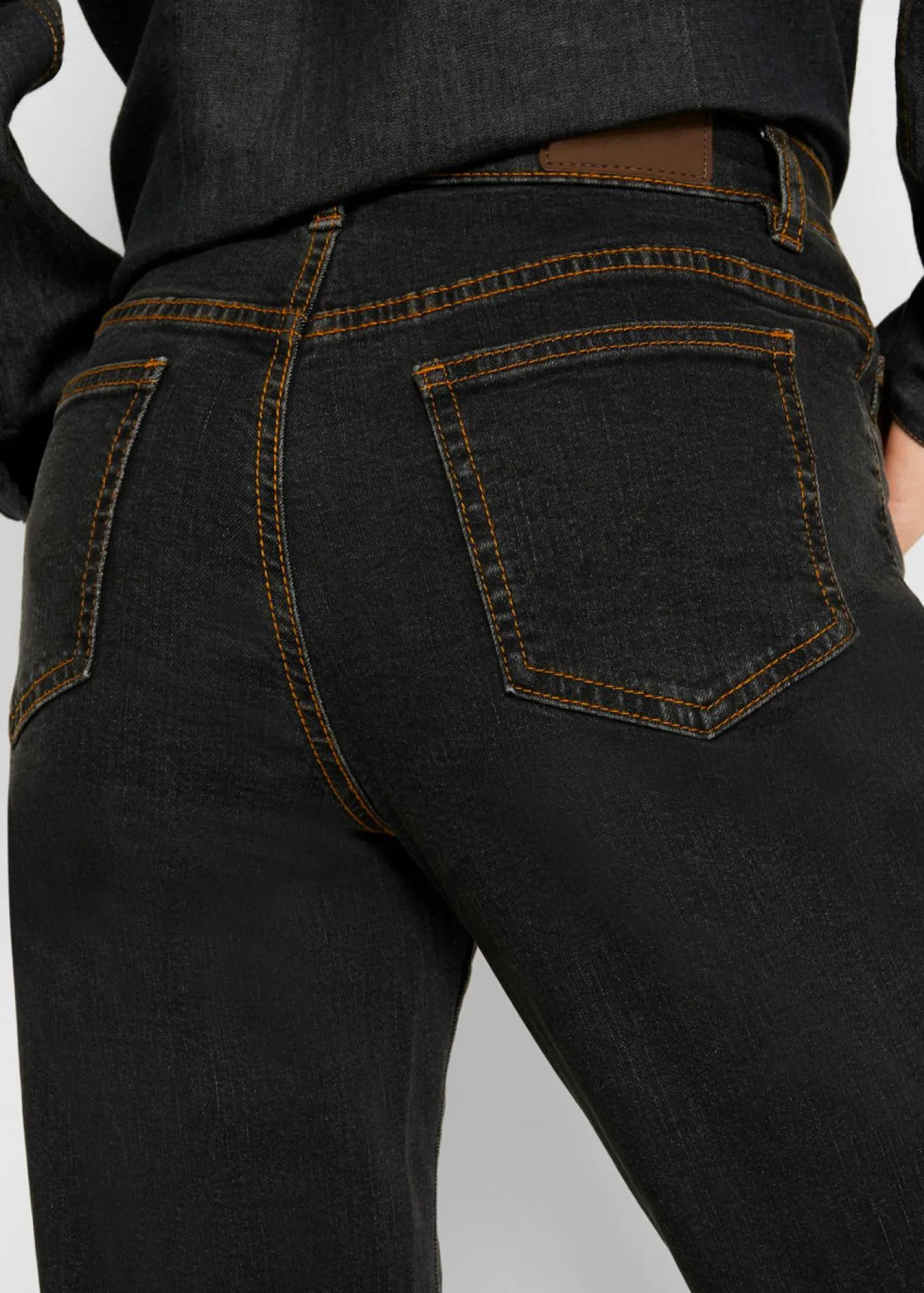 New Vaqueros largos con corte mom y talle medio Mujer Vaqueros
