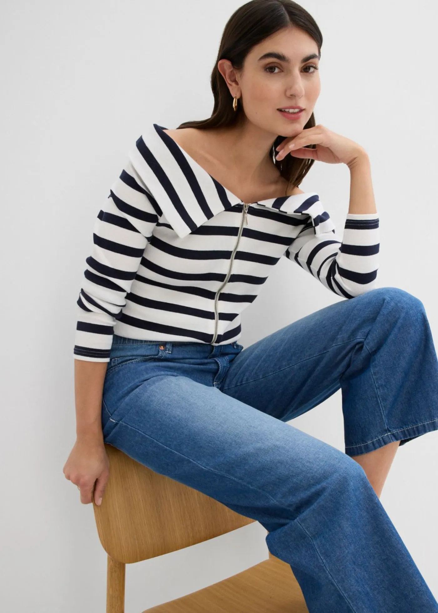 Sale Vaqueros rectos con talle medio, cinturilla cómoda y material elástico Mujer Vaqueros
