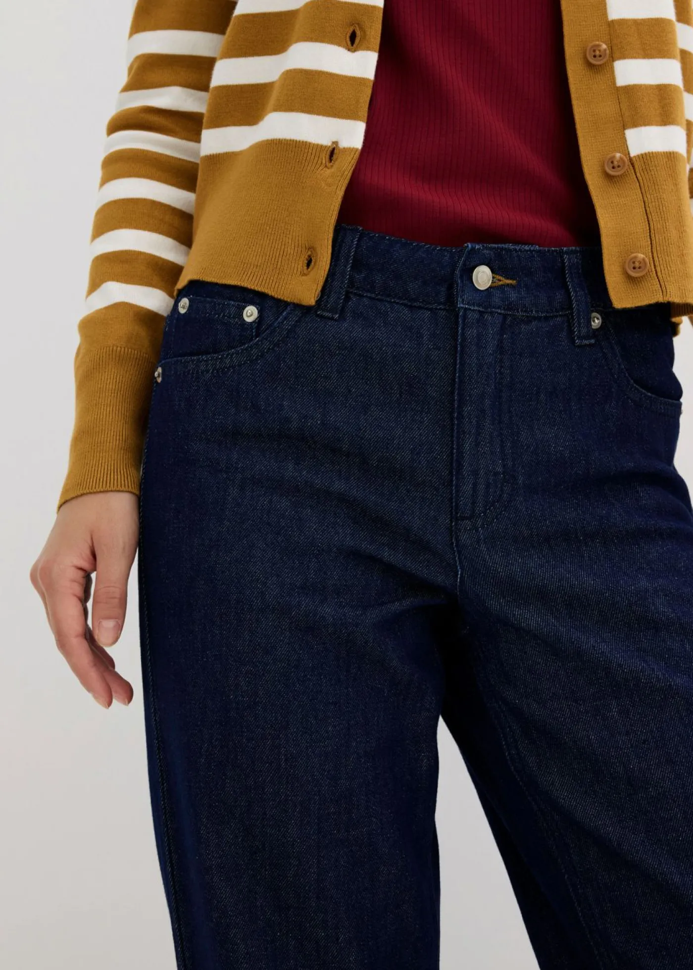 New Vaqueros straight, mid waist Mujer Vaqueros