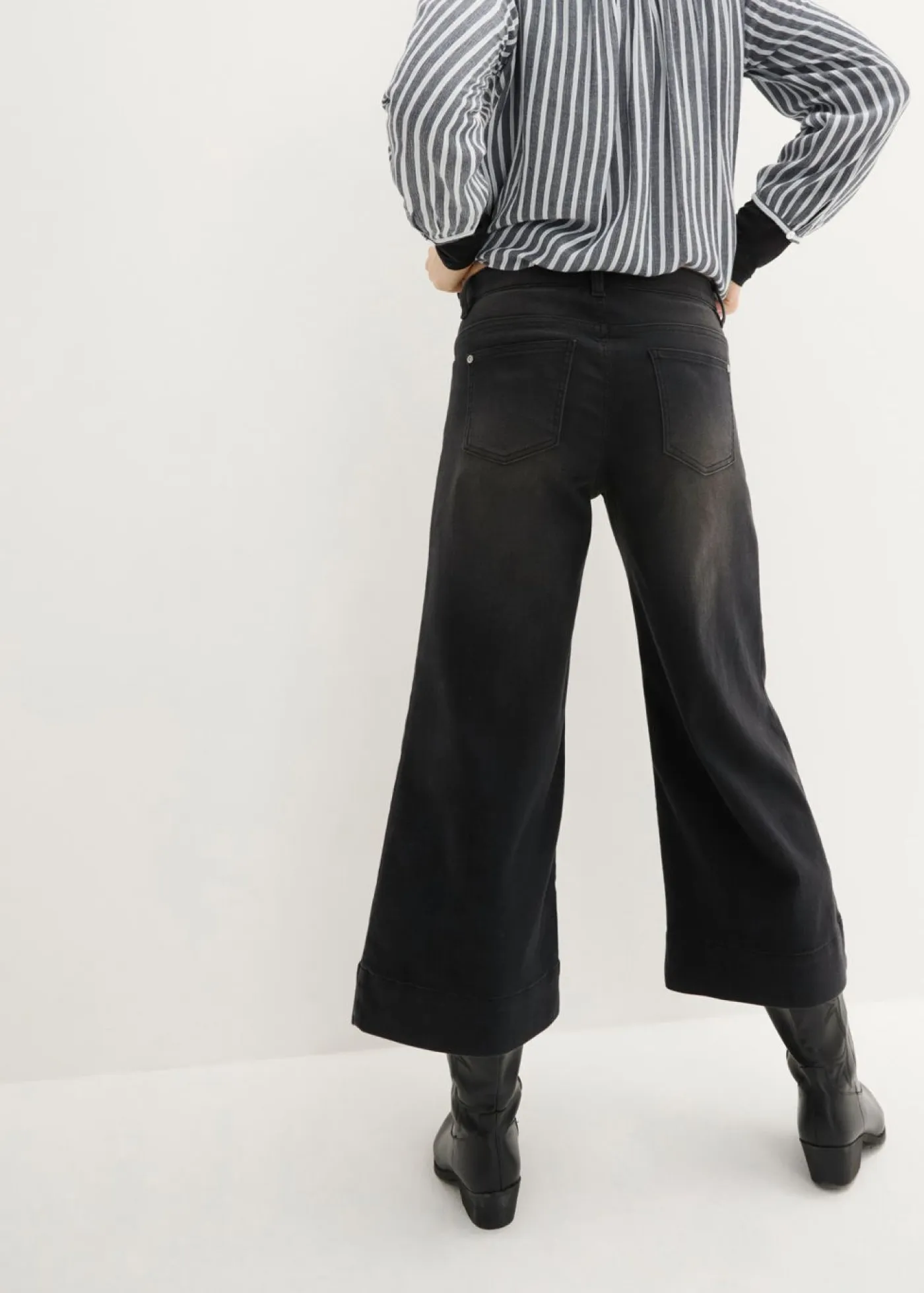 Outlet Vaqueros ultrasuaves de corte capri, culotte Mujer Vaqueros|Novedades