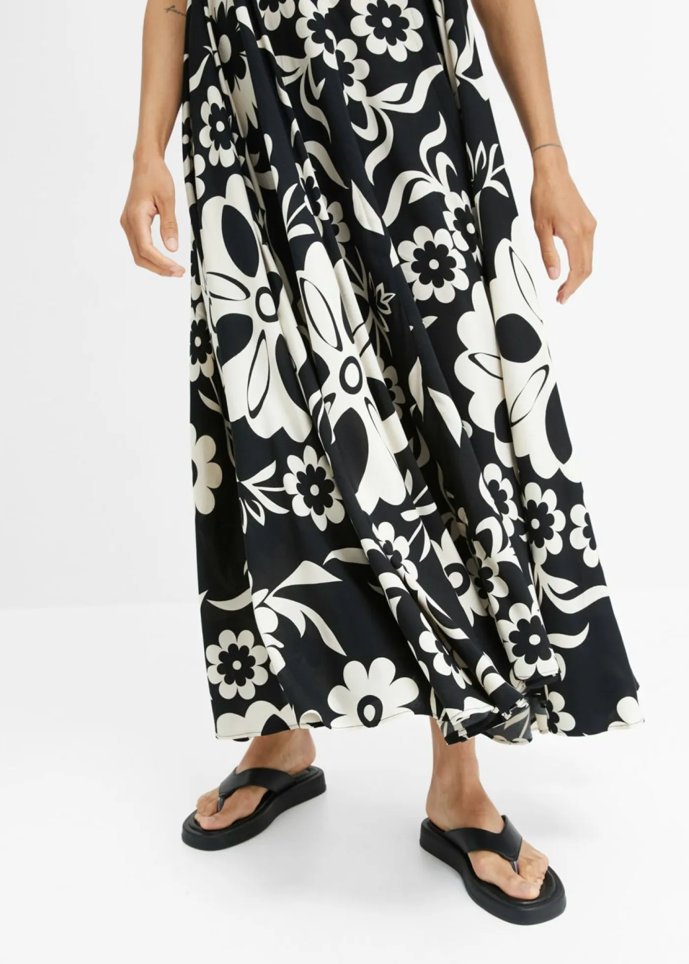 Vestido ancho de tirantes de viscosa fluida Mujer Vestidos