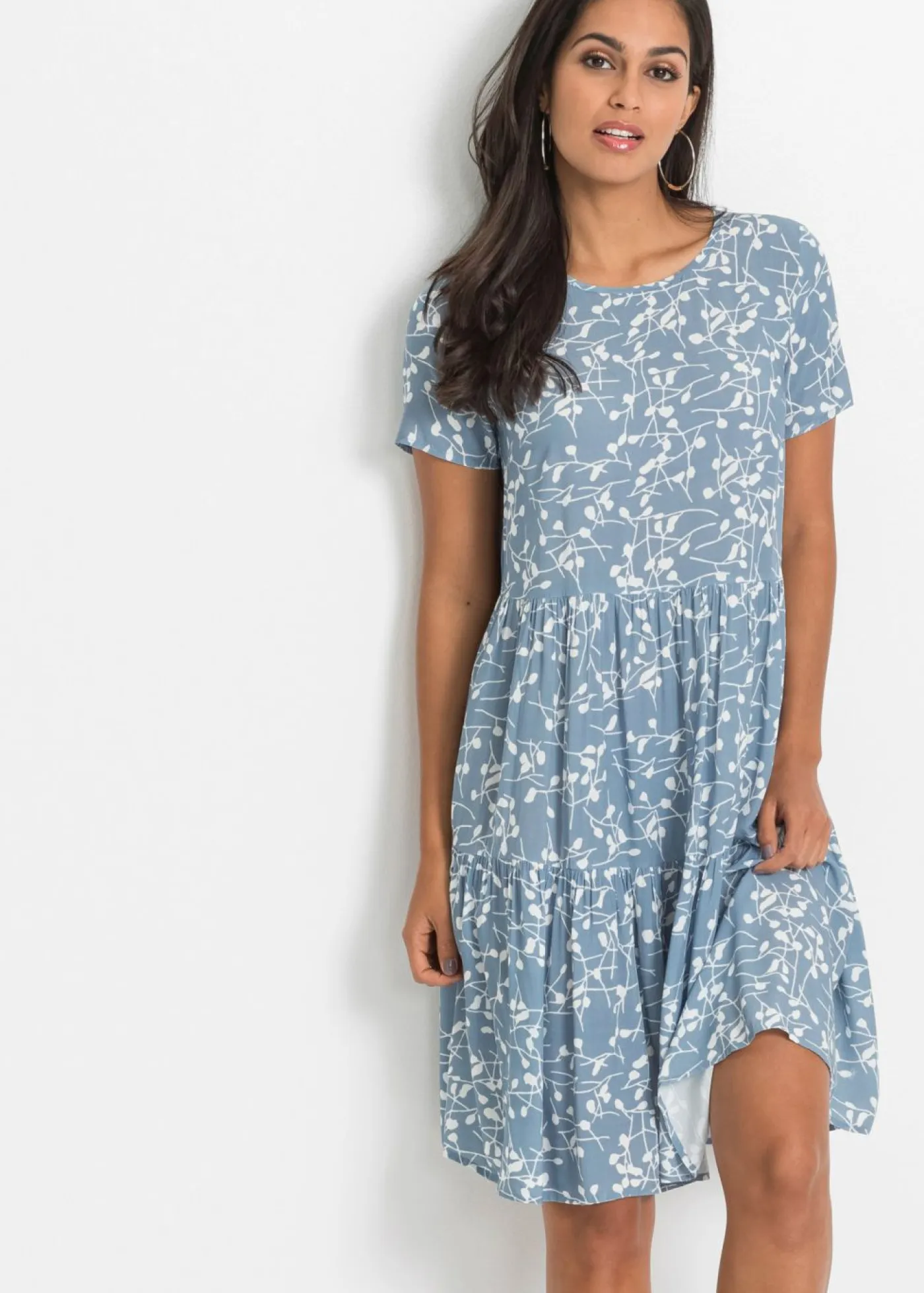 Sale Vestido corto de viscosa fluida Mujer Vestidos|Novedades
