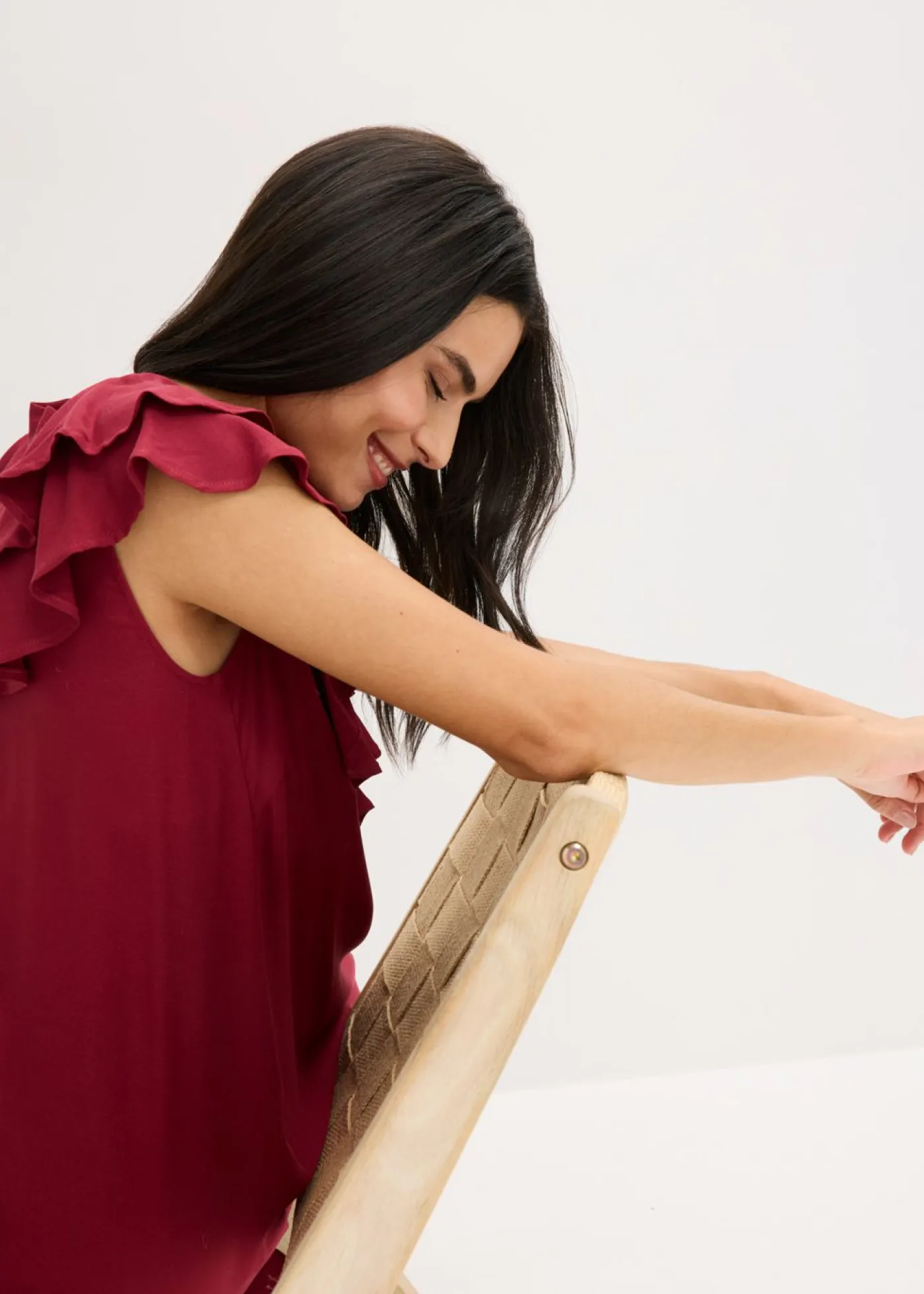 Sale Vestido midi de crepé estructurado con volantes Mujer Vestidos