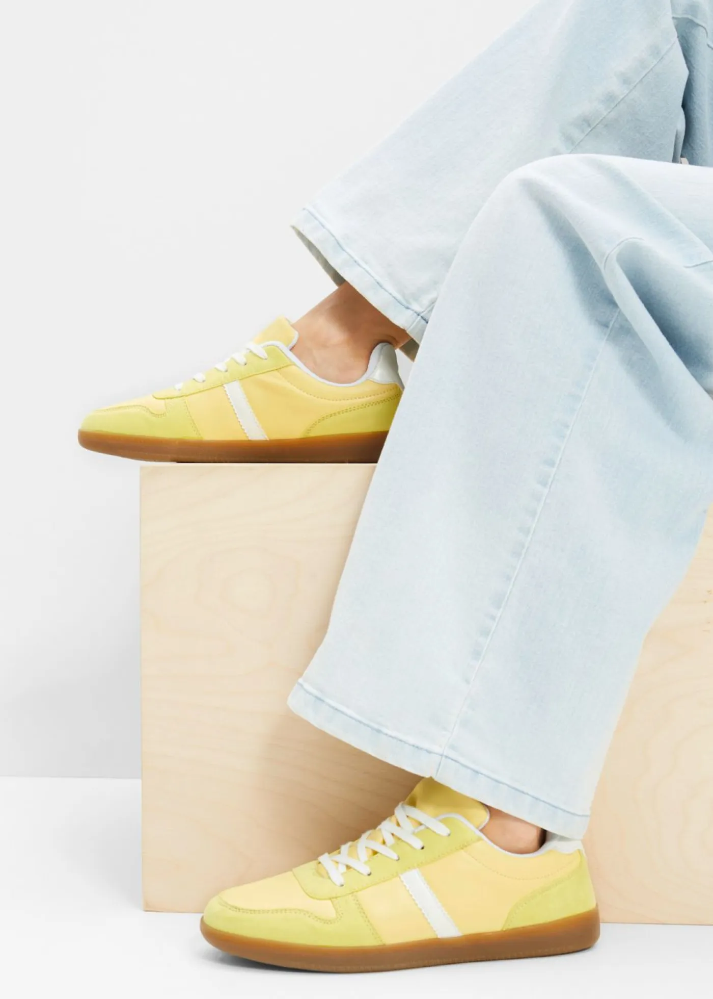 Sale Zapatillas deportivas de estilo retro Mujer Tendencias·Zapatos Veganos|Novedades