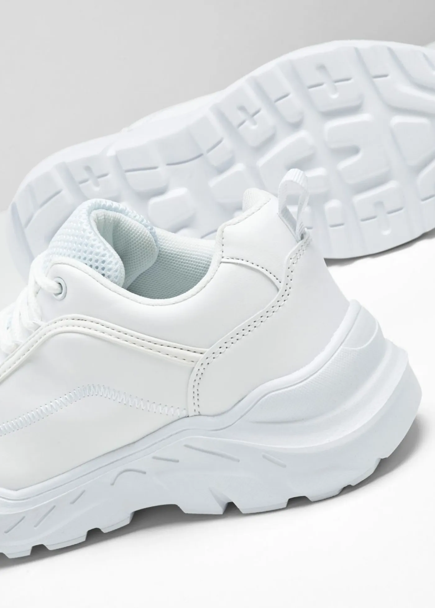 Outlet Zapatillas deportivas tipo chunky con suela ligera Mujer Tendencias·Zapatos Veganos|Zapatillas Deportivas