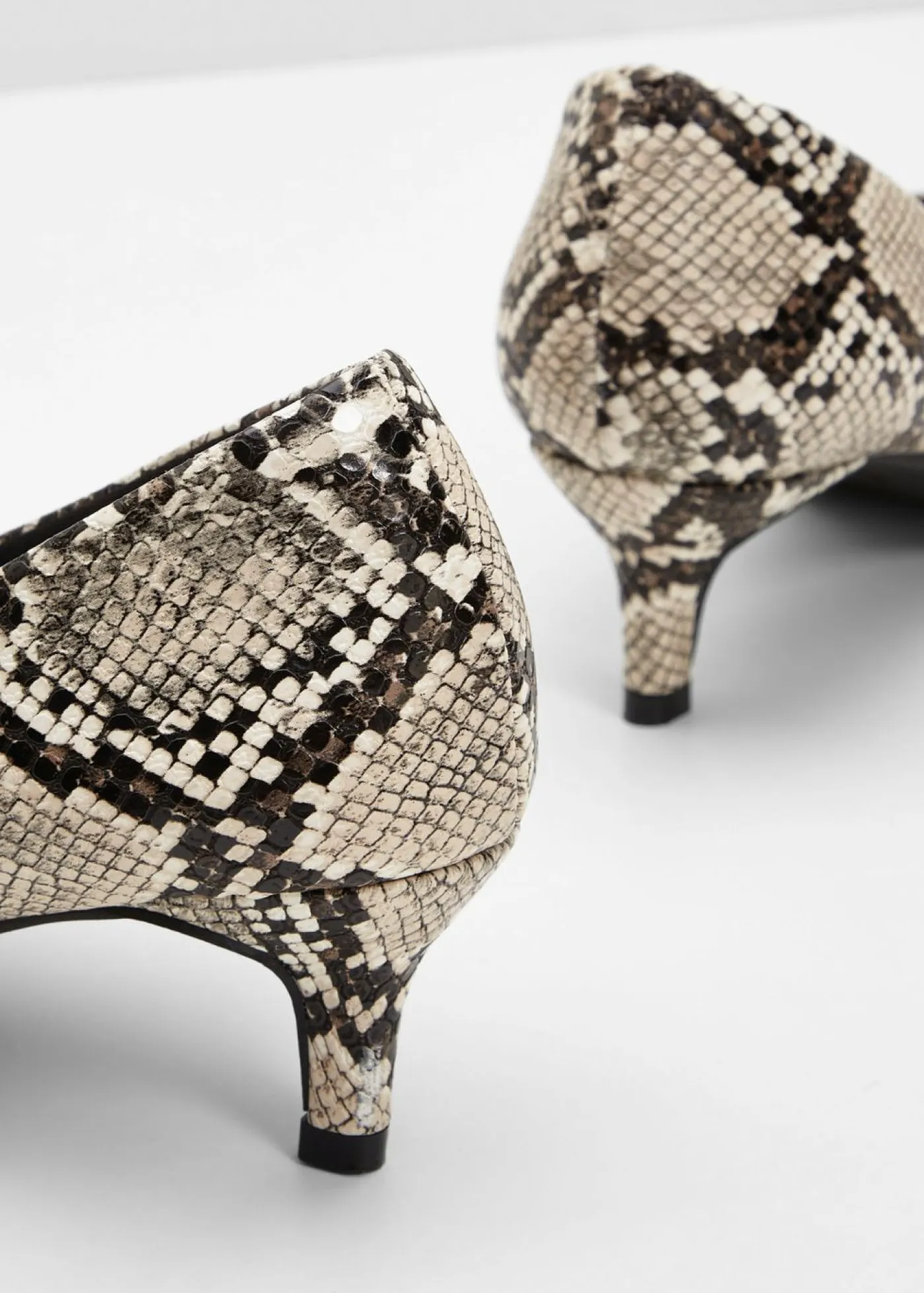 Sale Zapatos de salón con aspecto animal Mujer Tendencias·Zapatos Veganos|Zapatos De Salón